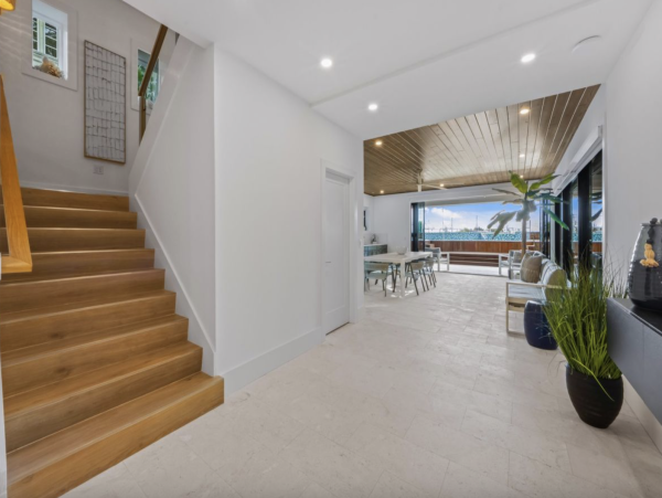 Anna Maria Island Vacation Beach Pool Home Five Bedrooms